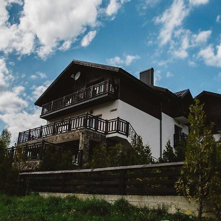 Residence Nesh Tatariv Exterior foto
